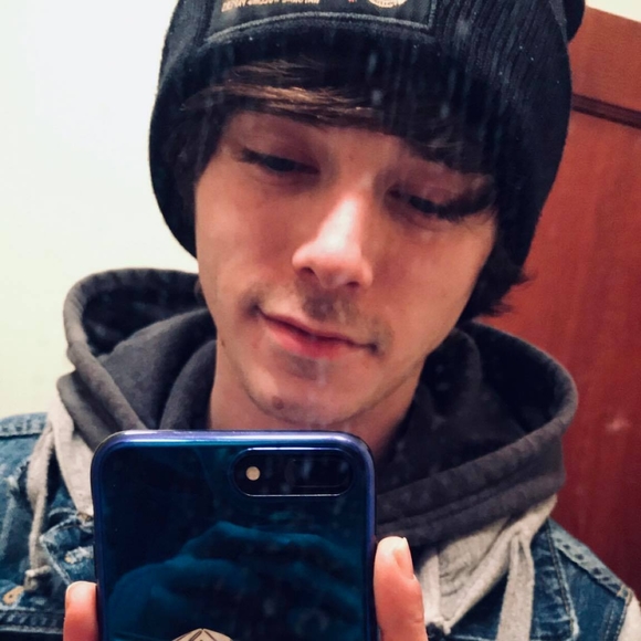 Meet your Posher, Nathan - Picture 1 of 1